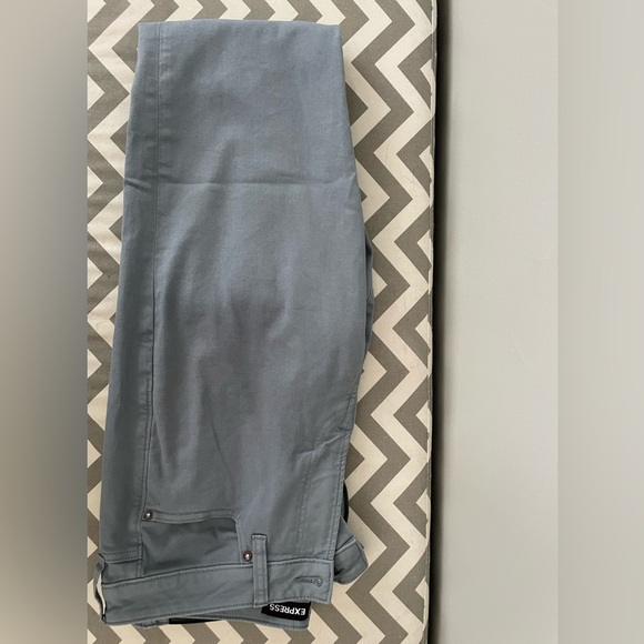 Men’s Express Skinny Jeans -size 32 x 30 (1) and 32 x 32 (2) - Picture 2 of 10